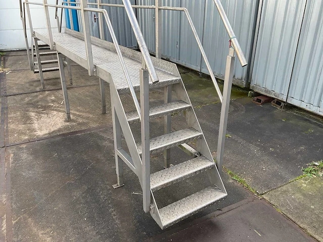 Aluminium werk-/onderhoudstrap - afbeelding 6 van  6