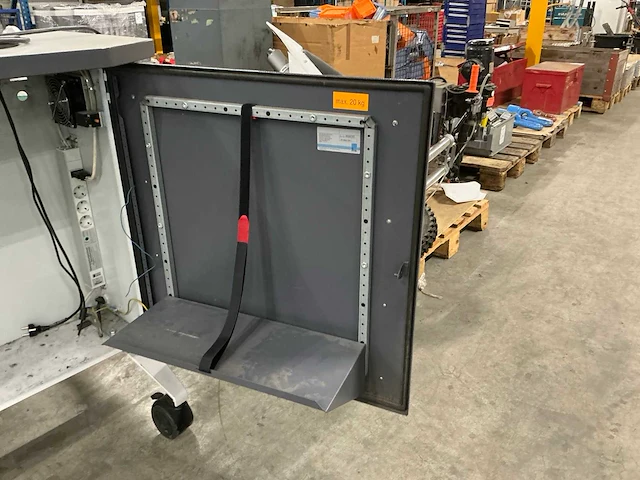 Aluminium werkopstelling - afbeelding 10 van  10