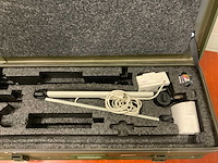 Aluminiumkist met onderzoekslamp - afbeelding 2 van  7