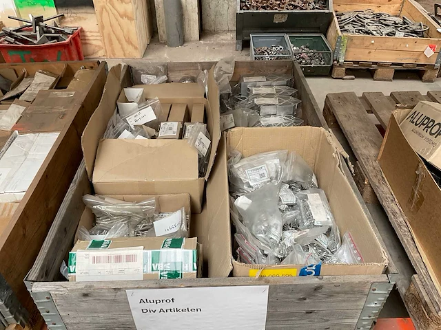 Aluprof raam en kozijn afdichting en montage materialen - afbeelding 23 van  26