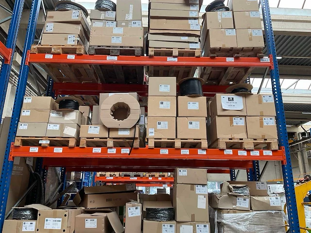 Aluprof raam en kozijn afdichting rubbers - afbeelding 1 van  16
