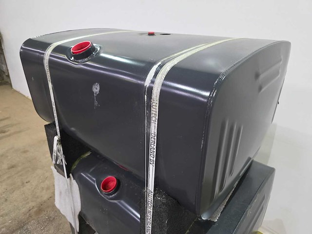 Alutech - 350 liter - brandstof tank 350 liter (3x) - afbeelding 4 van  9