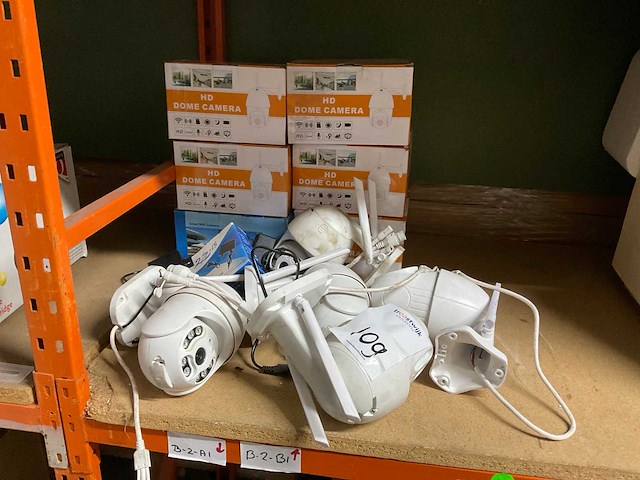 Alveru hd dome beveiligingscamera (10x) - afbeelding 1 van  4