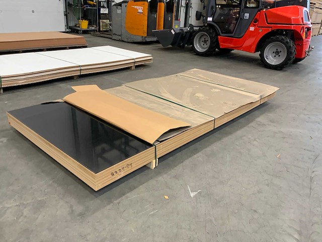 Alvic zenit sm plaat 2750x1240x18mm (6x) - afbeelding 1 van  7