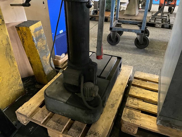 Alzmetall kolomboormachine - afbeelding 8 van  8