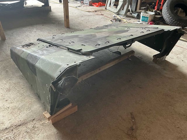 Am general - humvee - slantback - nxt 360 - gepantserd dak - afbeelding 13 van  16