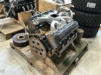 Am general dieselmotor v8 met automaatbak - afbeelding 4 van  13