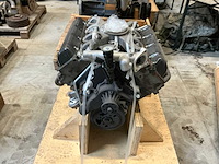 Am general dieselmotor v8 - afbeelding 1 van  10