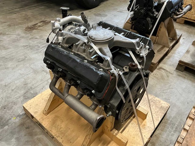 Am general dieselmotor v8 - afbeelding 2 van  10