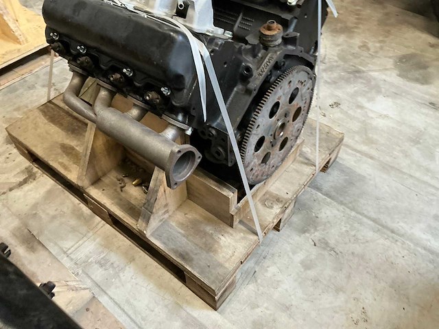 Am general dieselmotor v8 - afbeelding 9 van  11