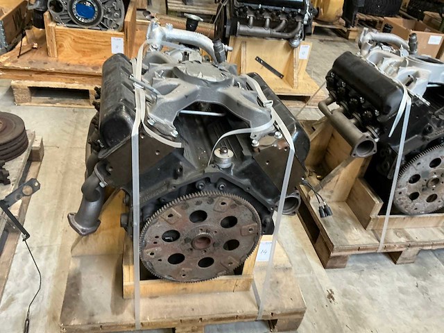 Am general dieselmotor v8 - afbeelding 10 van  12