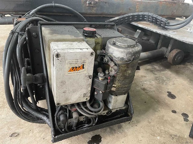 Ama - 2001 - 20 kk - laadklep 2000 kg - afbeelding 8 van  8