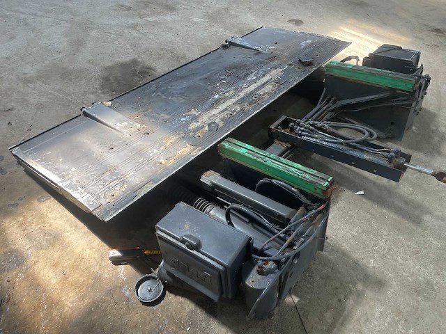 Ama - 2008 - 20 kk - laadklep 2000 kg - afbeelding 4 van  6