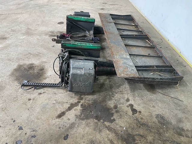 Ama - 2009 - 20 kk - laadklep 2000 kg - afbeelding 6 van  8