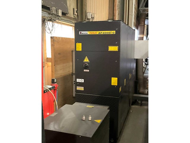 Amada - 2016 - lc3015 f1 nt - cnc lasersnijmachine met automatisatie toren - afbeelding 18 van  25