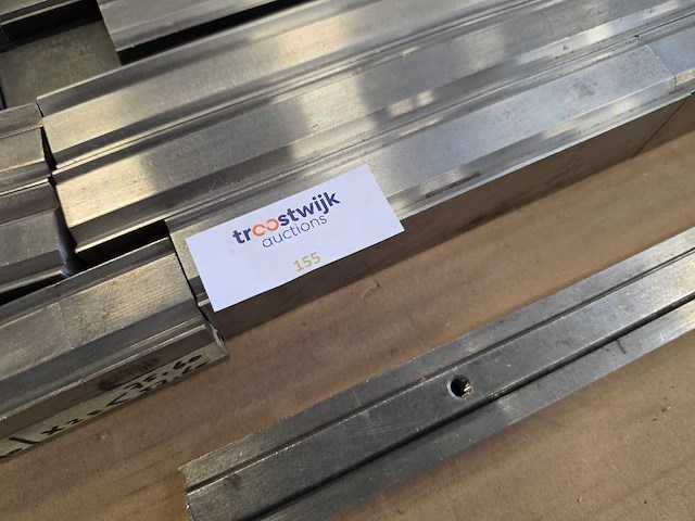 Amada - kantbank gereedschap - afbeelding 3 van  5