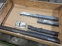 Amada - kantbank gereedschap - afbeelding 1 van  4