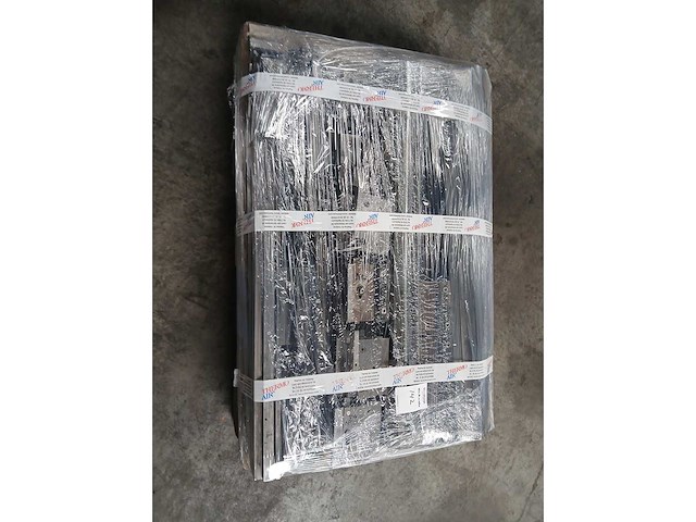 Amada - pallet - boven gereedschap - afbeelding 5 van  5