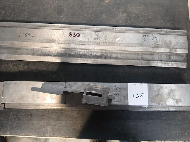Amada - ukb - boven onder gereedschap - afbeelding 4 van  4
