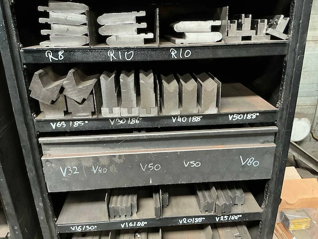 Amada afkantgereedschap - afbeelding 6 van  9