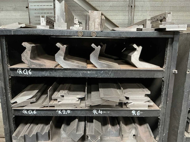 Amada afkantgereedschap - afbeelding 3 van  9