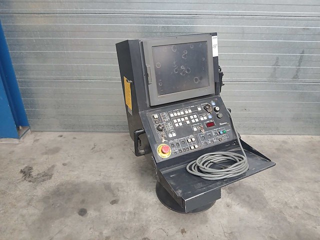 Amada / fanuc - 2008 - lc alpha 4 nt - cnc controler - afbeelding 1 van  3
