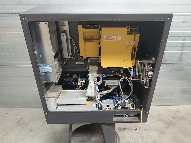 Amada / fanuc - 2008 - lc alpha 4 nt - cnc controler - afbeelding 2 van  3