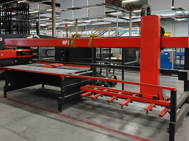 Amada-lki - 2010 - mp250m - laad- en ontlaadstation voor amada-plaatbewerkingsmachines - afbeelding 1 van  4