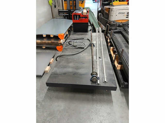 Amada-lki - 2010 - mp250m - laad- en ontlaadstation voor amada-plaatbewerkingsmachines - afbeelding 7 van  9