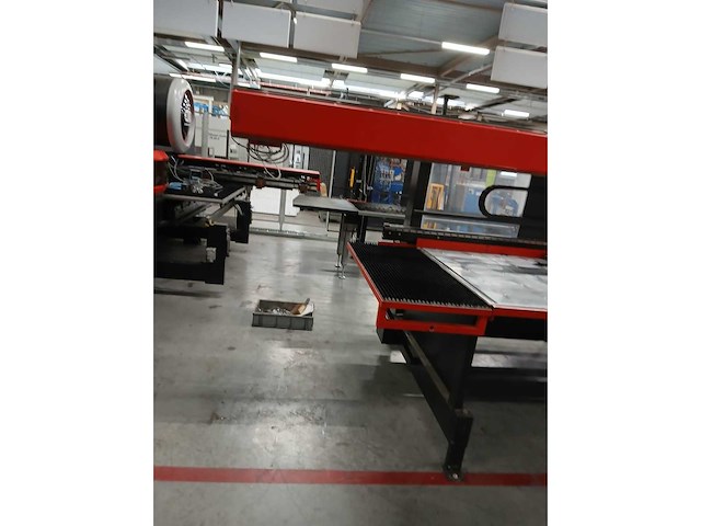 Amada-lki - 2010 - mp250m - laad- en ontlaadstation voor plaatbewerkingsmachines - afbeelding 4 van  9