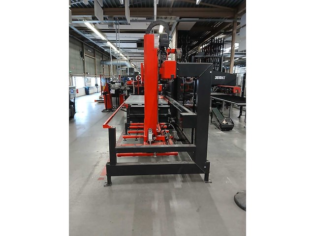 Amada-lki - 2010 - mp250m - laad- en ontlaadstation voor plaatbewerkingsmachines - afbeelding 5 van  9