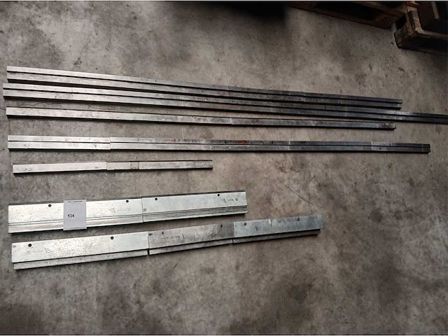Amada / ukb - z stempels - kantbank - afbeelding 2 van  7