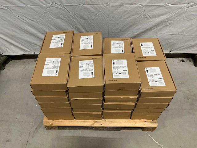 Amazon basics hoes voor staande terrasverwarmer (53x) - afbeelding 5 van  5