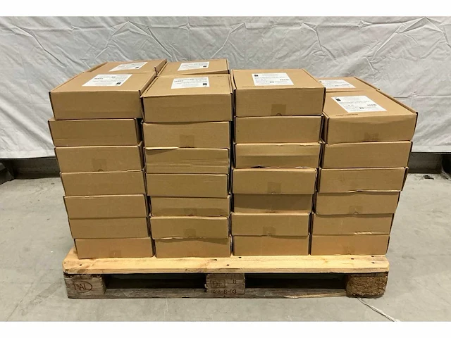 Amazon basics hoes voor staande terrasverwarmer (53x) - afbeelding 1 van  5
