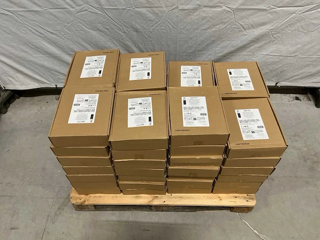 Amazon basics hoes voor staande terrasverwarmer (53x) - afbeelding 5 van  5