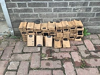 Amazon basics telefoon- oplader & kabel (85x) - afbeelding 3 van  3