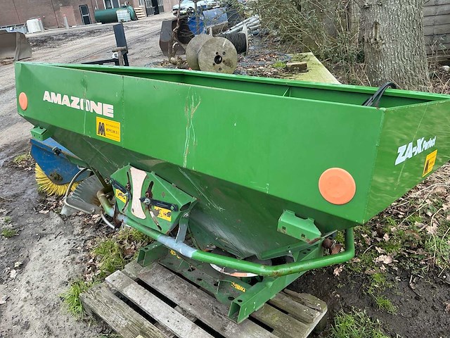 Amazone 1402 kunstmeststrooier - afbeelding 2 van  12