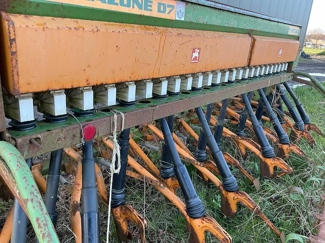 Amazone d7 typ 30 zaaimachine - afbeelding 2 van  9