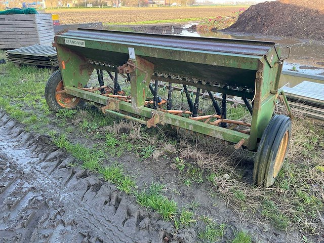 Amazone d7 typ 30 zaaimachine - afbeelding 1 van  9