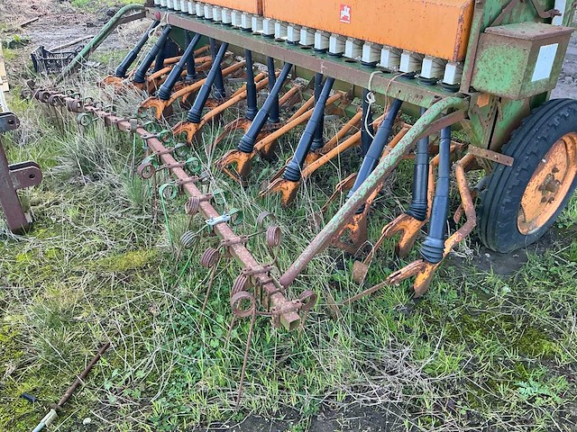 Amazone d7 typ 30 zaaimachine - afbeelding 6 van  9