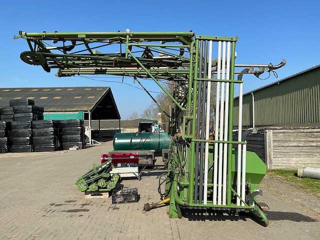 Amazone super-jet 1600-24h pneumatische kunstmeststrooier - afbeelding 3 van  7