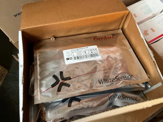 Ambu - white sensor ws - 36mm - ecg-elektrodes (7200x) - afbeelding 1 van  4
