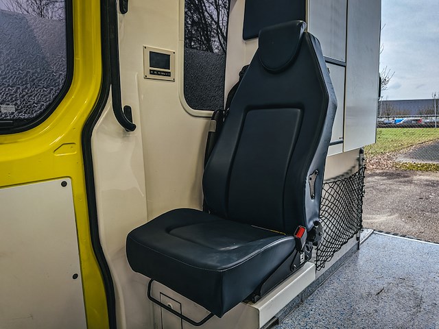 Ambulance, mercedes-benz, sprinter, 2017 - afbeelding 37 van  46