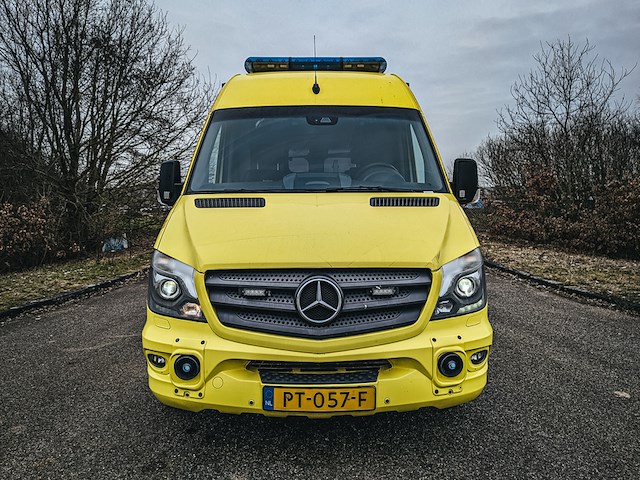 Ambulance, mercedes-benz, sprinter, 2017 - afbeelding 45 van  46