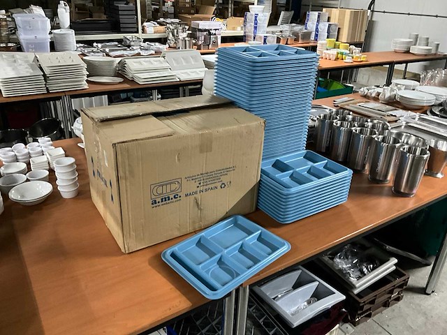 A.m.c. kunststof bakjes (100x) - afbeelding 2 van  8