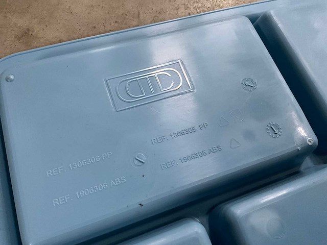 A.m.c. kunststof bakjes (100x) - afbeelding 7 van  8