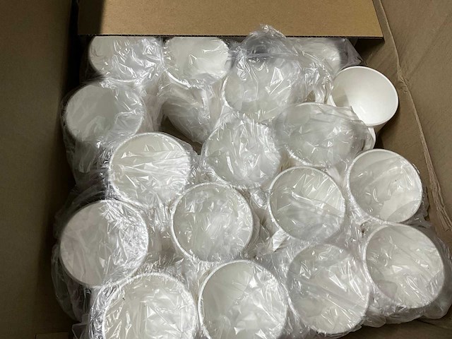 Amc kunststof bekers en sausflessen (56x) - afbeelding 5 van  6