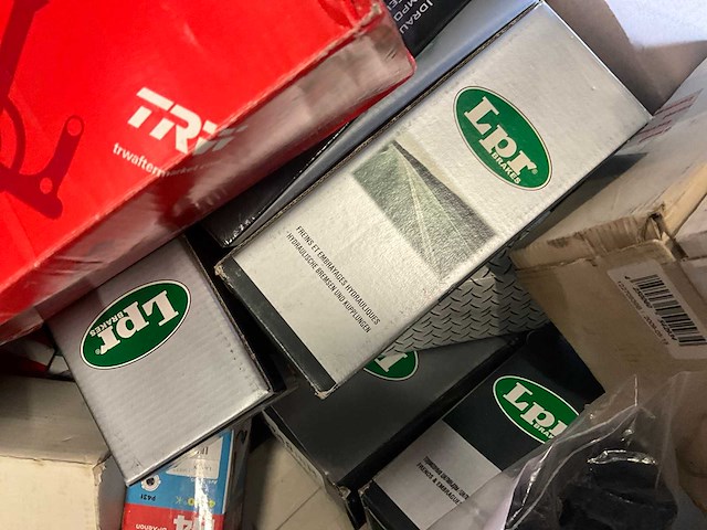 Amc / lampa / lpr / kavo / eurol / - mix pallet - partij auto onderdelen - afbeelding 14 van  26