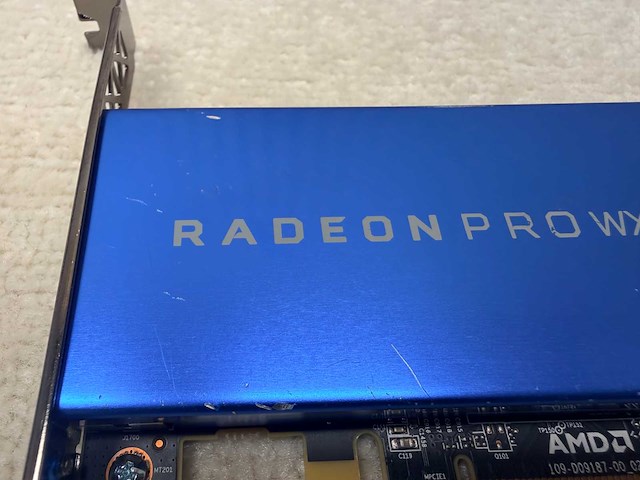 Amd - radeon pro wx 3100 - radeon pro - workstation videokaart (3x) - afbeelding 15 van  15