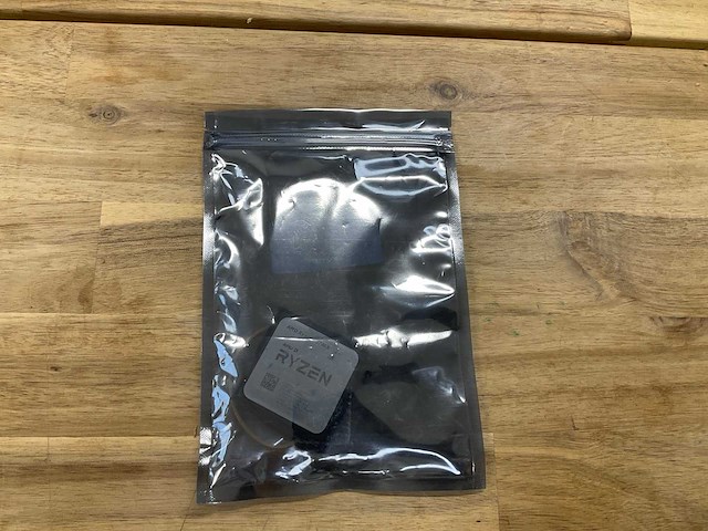 Amd ryzen 7 3700x processor - afbeelding 1 van  2